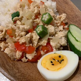 家にある食材で⭐ガパオライス